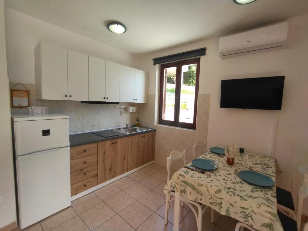 Apartment Rosanna - Intermezzo in center of Rabac Esterno foto